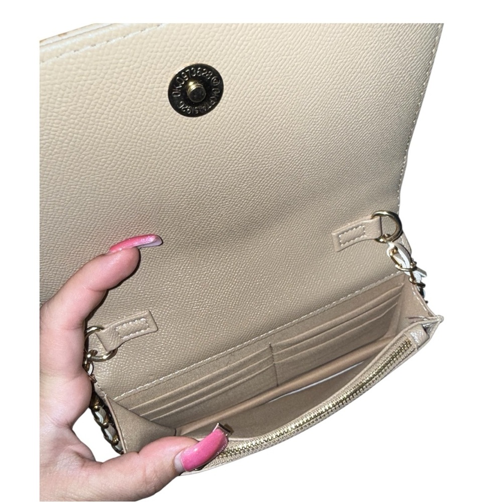 Bebe Cream and Gold Crossbody Bag with Elegant Accents - Picture 4 of 4